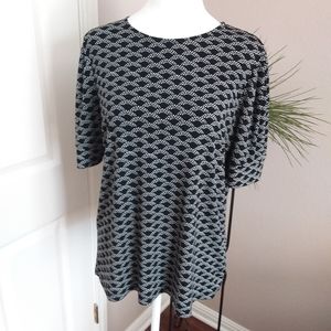 Liz Claiborne Ladies Top